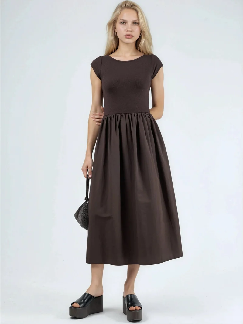 Busem BUSEM Casual Midi Dress with Crew Neck