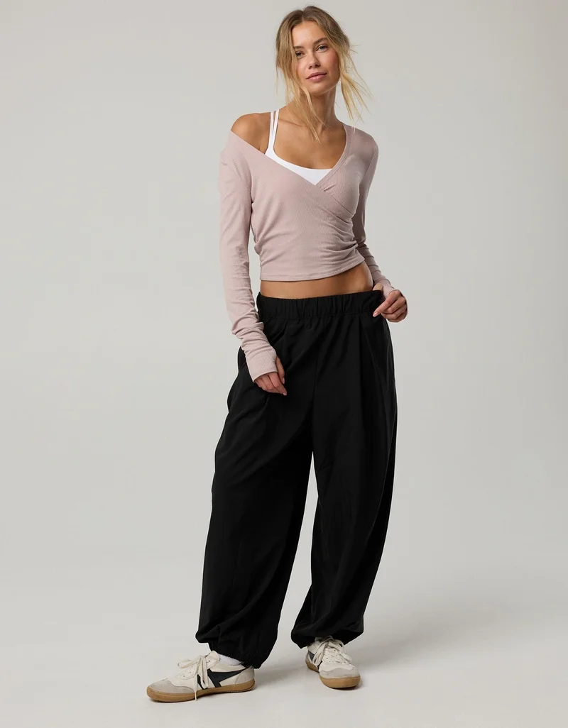 Aerie OFFLINE By Aerie Nice Moves Nylon Balloon Pant