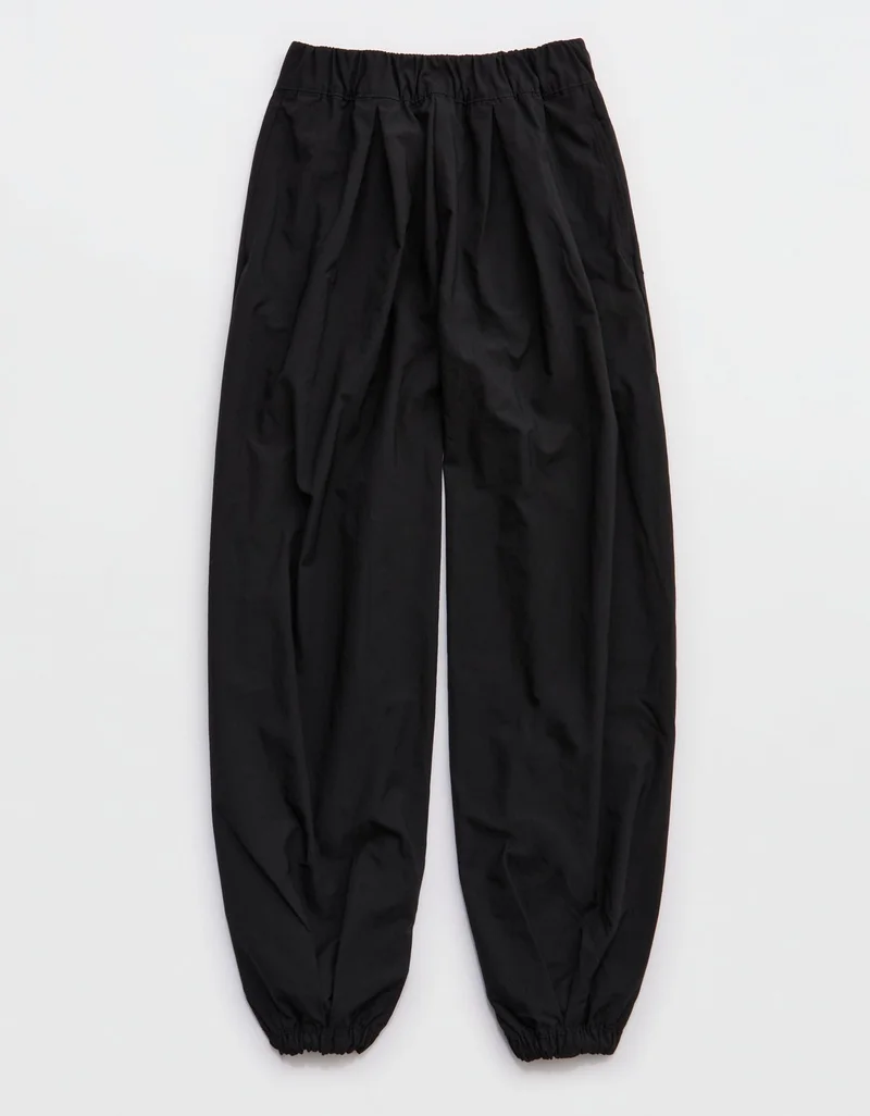 Aerie  OFFLINE By Aerie Nice Moves Nylon Balloon Pant for Women | Best Price UAE