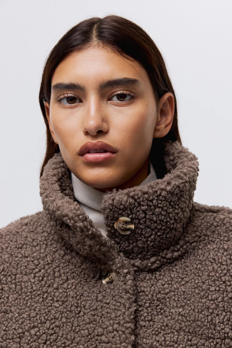 اتش اند ام جاكيت من نسيج تيدي