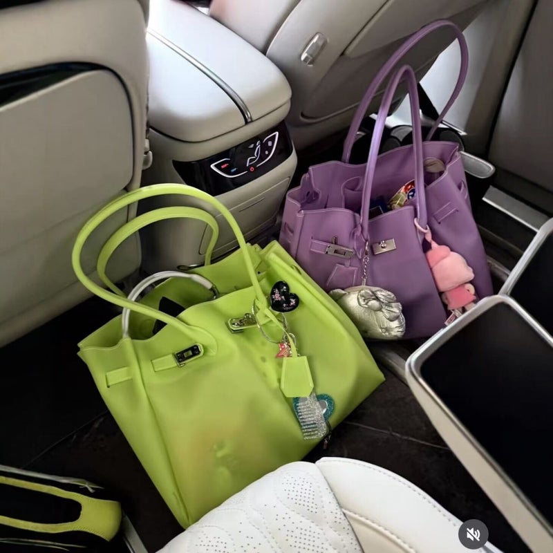 Kiikii Style Jelly Tote Bag 2026 Summer Commuter Transparent Large Capacity Underarm Bag for Women - Image 1