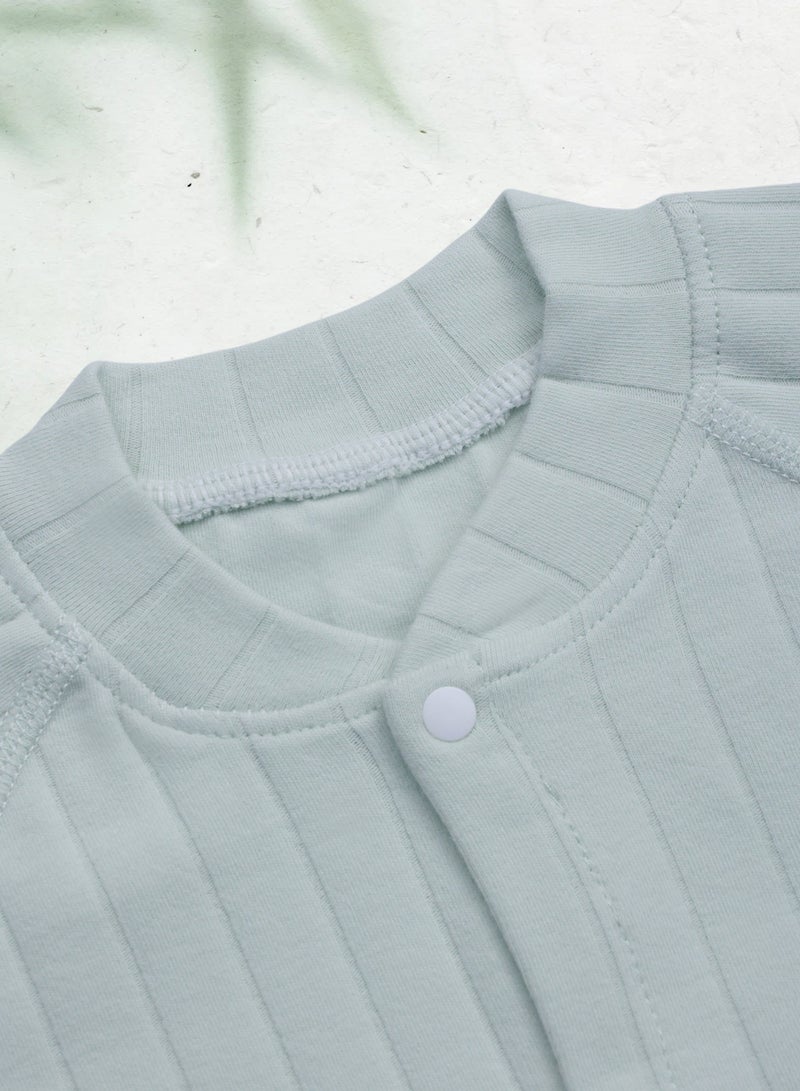 Unisex Organic Cotton Baby 2-Piece Set: Button-Up Top & Elastic Waist Pants for 6-24 Months - Daycare & Play  - Image 3