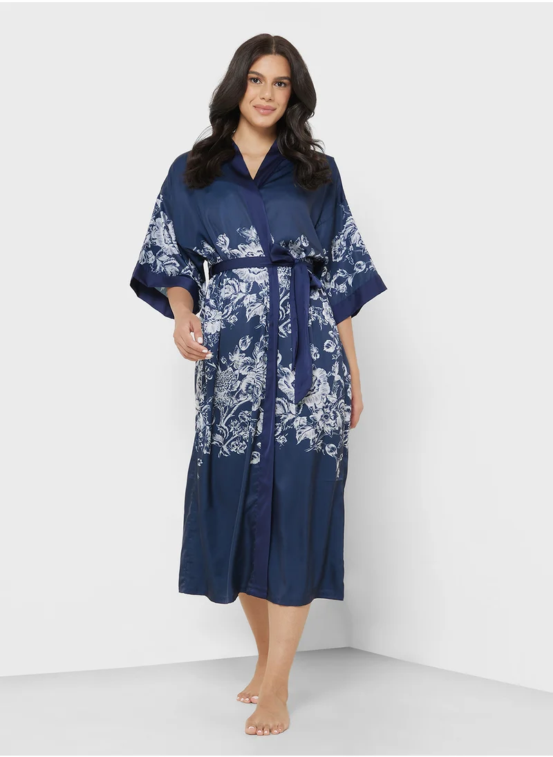 Khizana Printed Robe