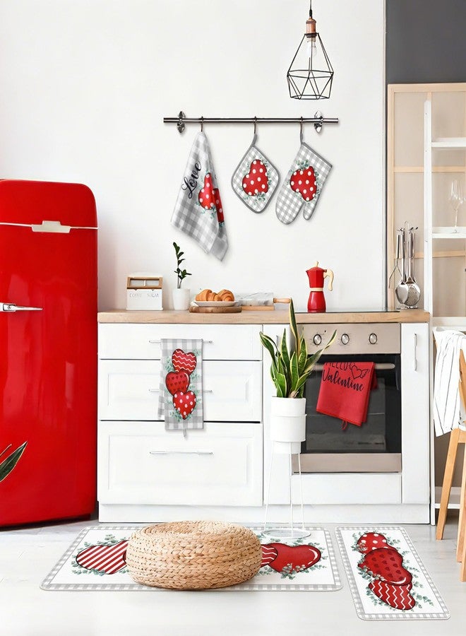 VitalCozy مجموعة فيتال كوزي من 10 مناشف مطبخ لعيد الحب، تتضمن سجادات مطبخ على شكل قلب، وقفازات فرن، وحوامل أواني، ومناشف يد حمراء ماصة للشاي، ومناشف مزخرفة لعيد الحب للخبز والطبخ والشواء. - Image 5