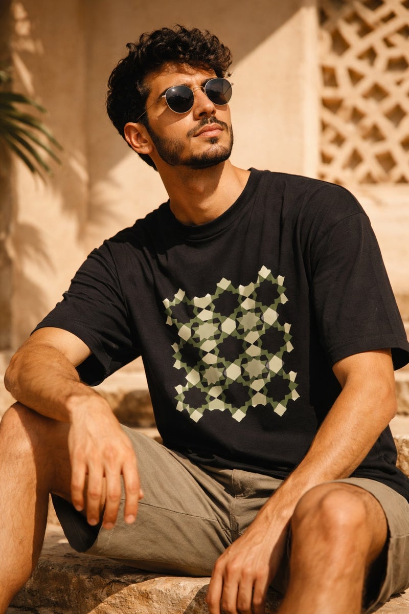 Men's Oversized Black Geometric Pattern Graphic T-Shirt Casual Short Sleeve Crew Neck Streetwear Tee - Image 4