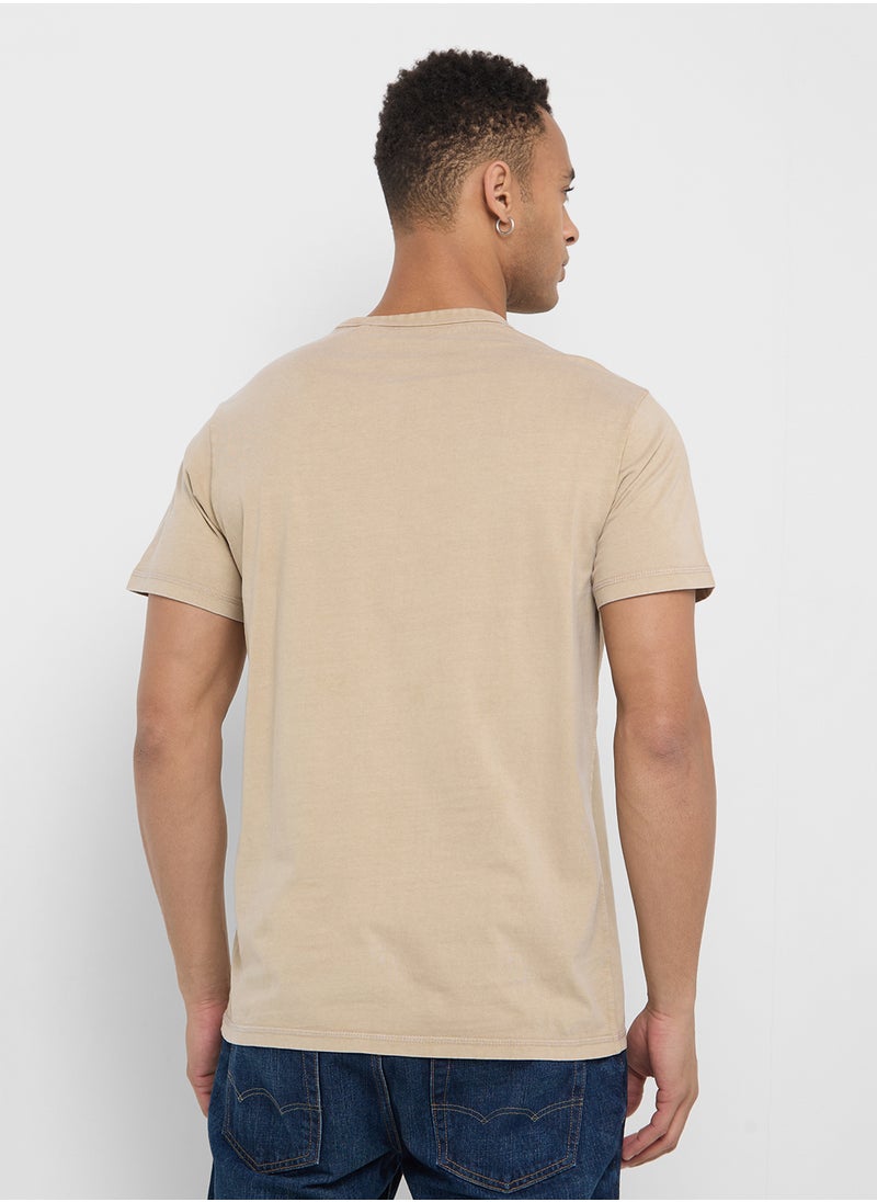 GUESS - Crew Neck Short Sleeve T-Shirt - Image 1
