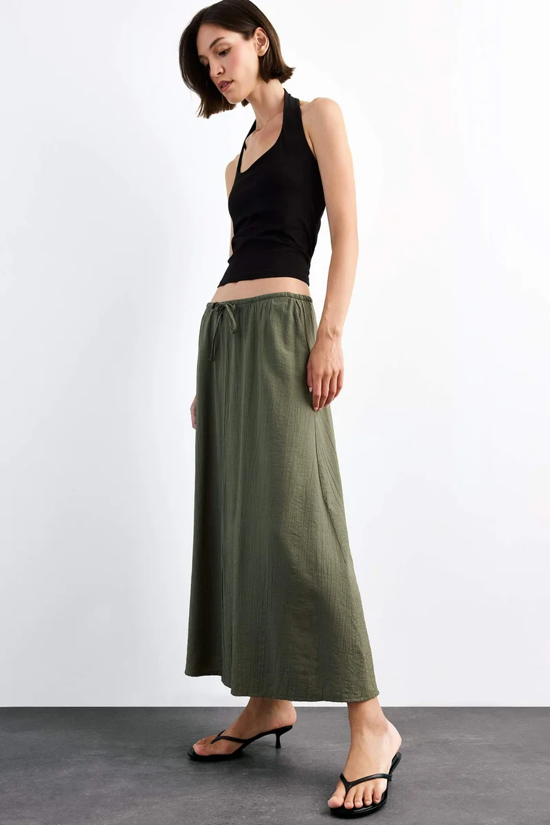 ديفاكتو Relax Fit Crinkle Fabric Elastic Band Ankle Length Skirt