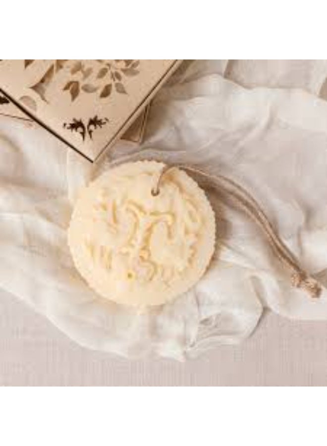 Castelbel Cedar & Rose Luxury Soap Bar 225g - Image 1