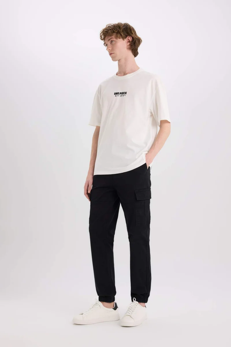 ديفاكتو One Piece Boxy Fit Crew Neck Back Printed T-Shirt