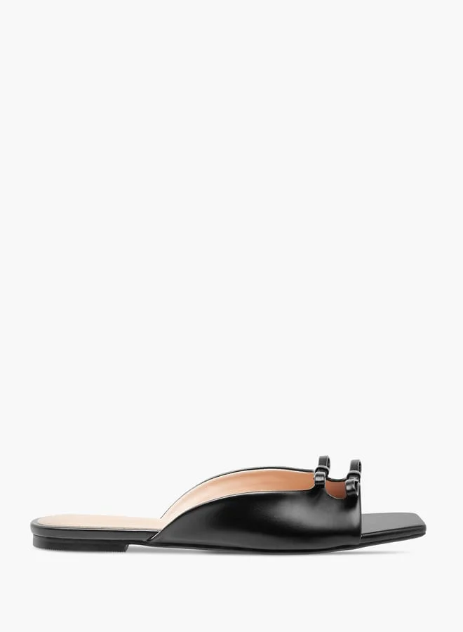 Celeste Womens Solid Slip-On Slide Sandals