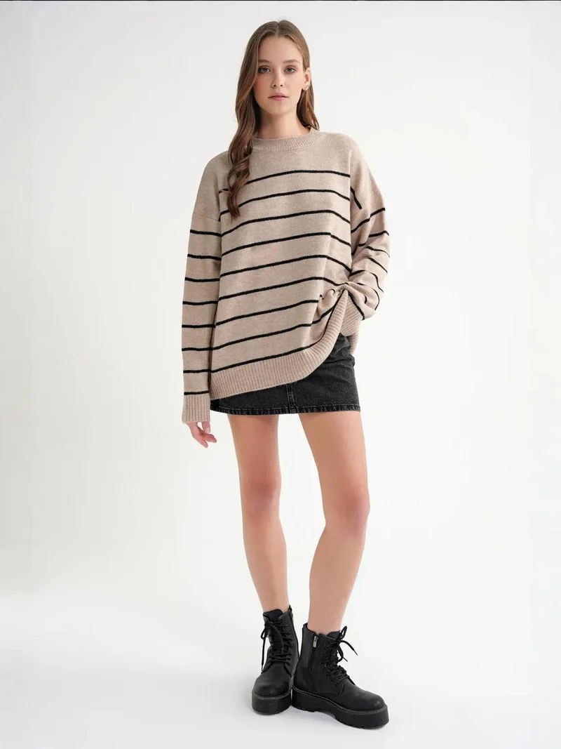 MixRay Striped Crew Neck Relaxed Knit Pullover Sweater
