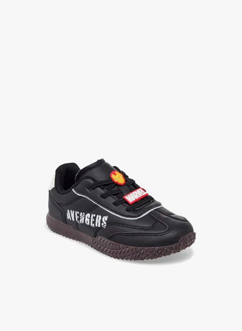 مارفل Boys Avengers Print Slip-On Ankle School Sneakers
