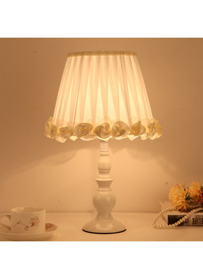 Table Lamp Bedroom Bedside Lamp European Princess Lace Modern Simple Nordic Girl Home Table Lamp A Generation Of Hair-Specification:Remote Control Switch-Size:Fashionable And Simple Style