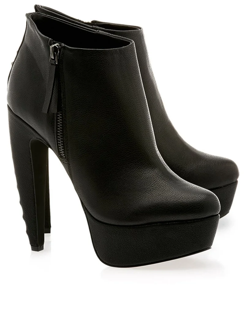 Penny Loves Kenny Keisha Studded Ankle Boot