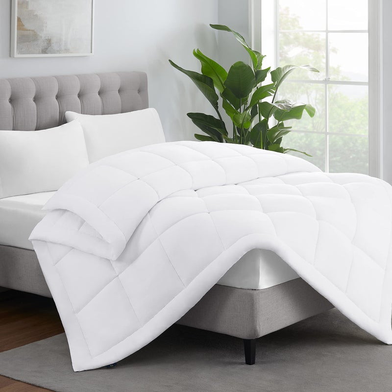 Serta ComfortSure Down Alternative Comforter, Soft Box Stitched Duvet Insert, Quilted Full Comforter with 4 Corner Tabs, All Season Bedding, White - Image 1