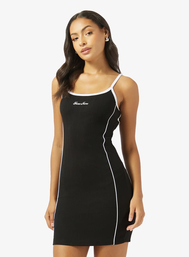 جيس جينز فستان قصير مضلع بياقة قارب