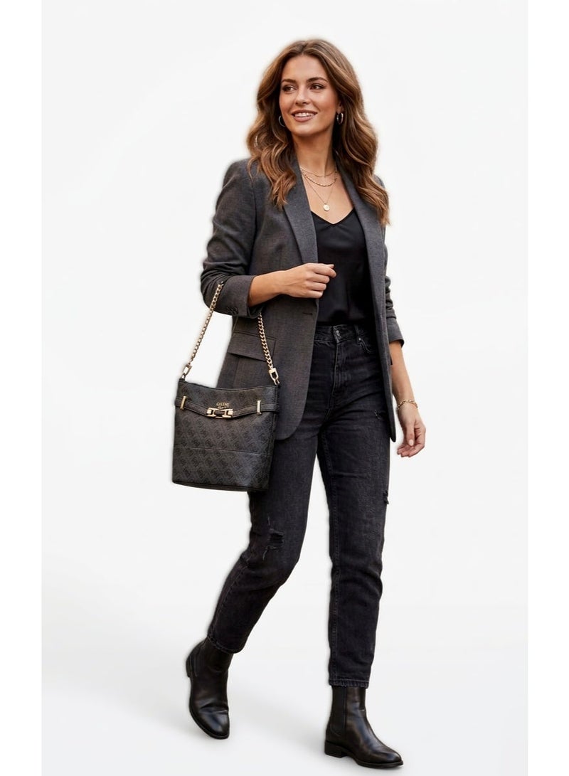 جس حقيبة كتف نسائية من Guess - Image 4