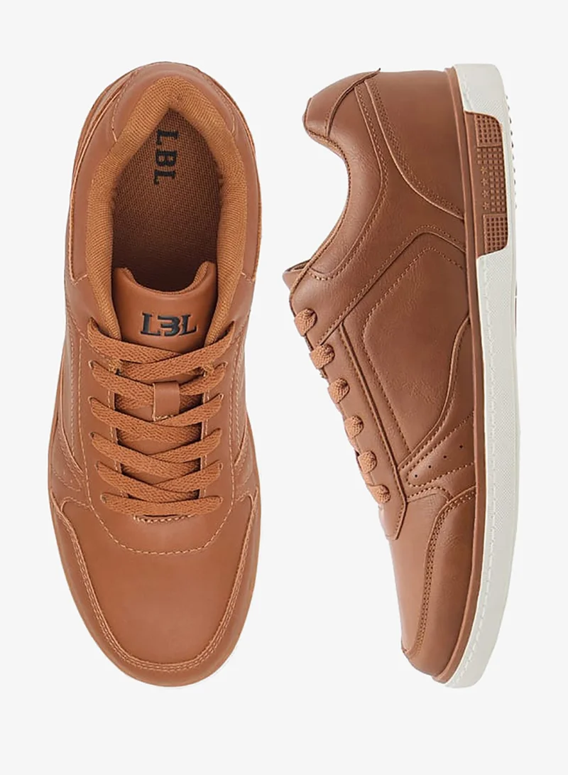 ال بي ال من شو اكسبرس سنيكرز رجالي بكاحل مزين بألواح وإغلاق برباط