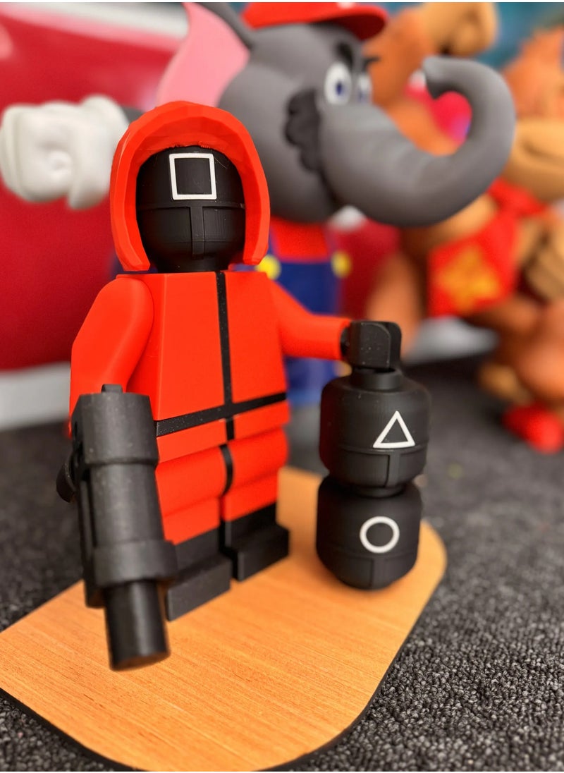 3D Brothers Mega Squid Game Guard – Brick Style Edition  - Image 1