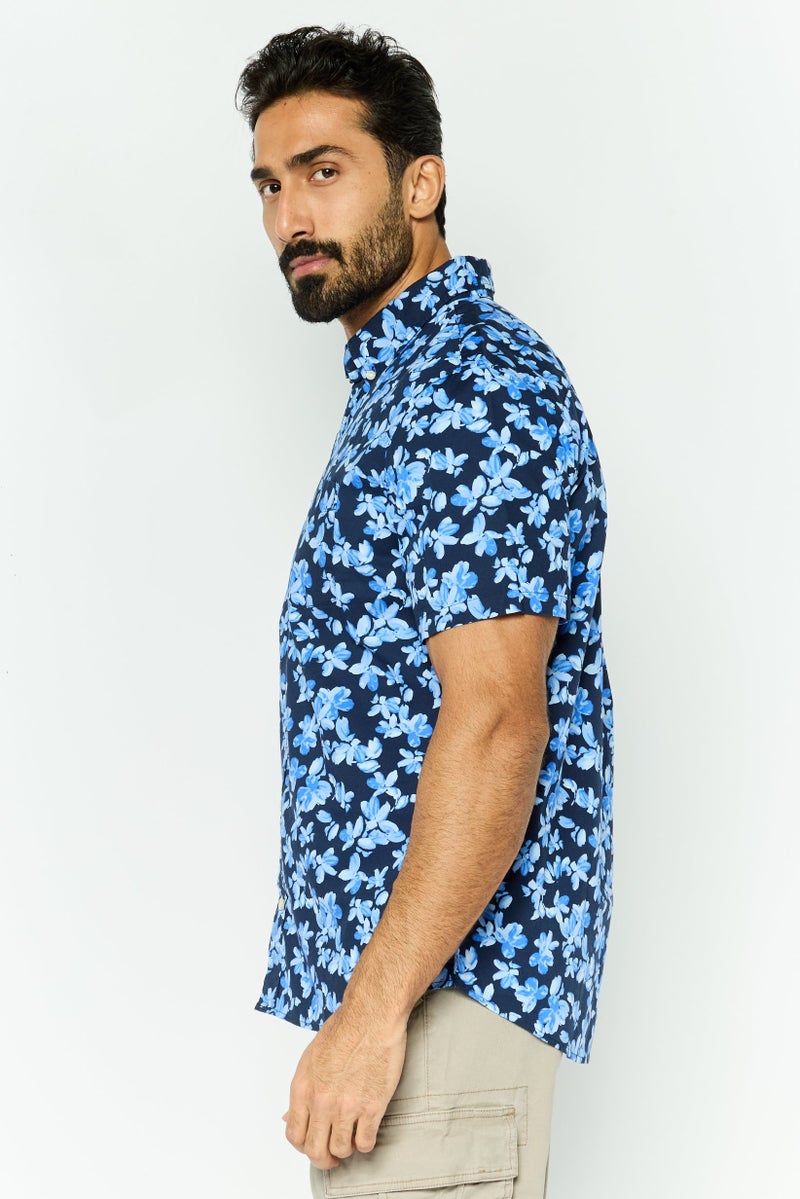 GAP Men Standard Fit Floral Print Short Sleeves Casual Shirt, Navy Combo - Image 3