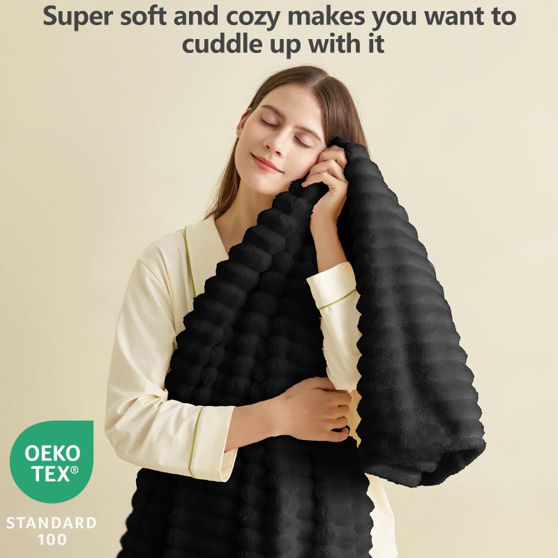 HIMEET Soft Black Throw Blanket for Couch - 300GSM Cozy Warm Fleece Blanket for Men Women, Fluffy Lightweight Bed Blankets Birthday Gifts for Her Him, Spring Home Room Decor, Black, 50x60 Inches - Image 2