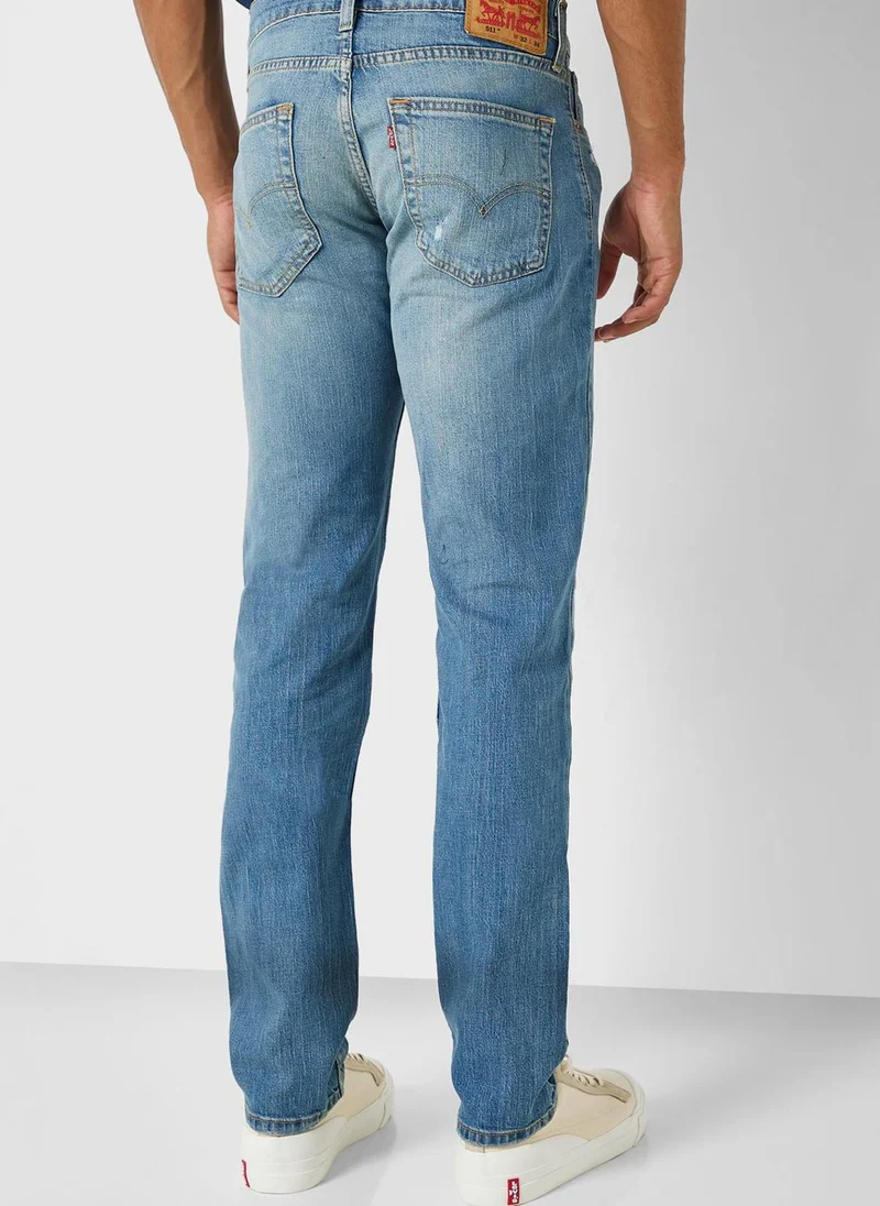 ليفايز Light Wash Straight Fit Jeans