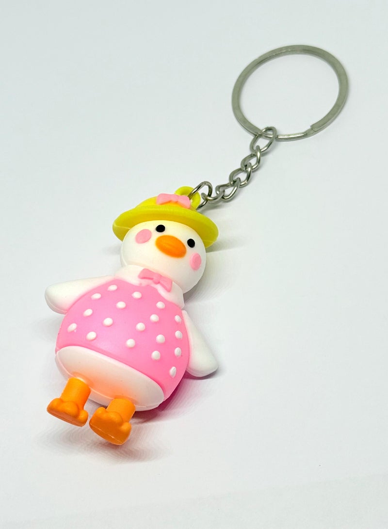 ميدالية مفاتيح كرتونية، ميدالية اطفال، ميدالية مضحكة طريفة، ميدالية للمفاتيح للبنات، تعليقة مفاتيح، تعليقة محفظة و شنطة ، مداليه تعليقه تتناسب مع الشنطة والمحفظة و سلسلة مفاتيح بشخصية كرتونية تناسب هدية لطيفة على شكل بطة بيضاء بلبس وردي جميل . - Image 2