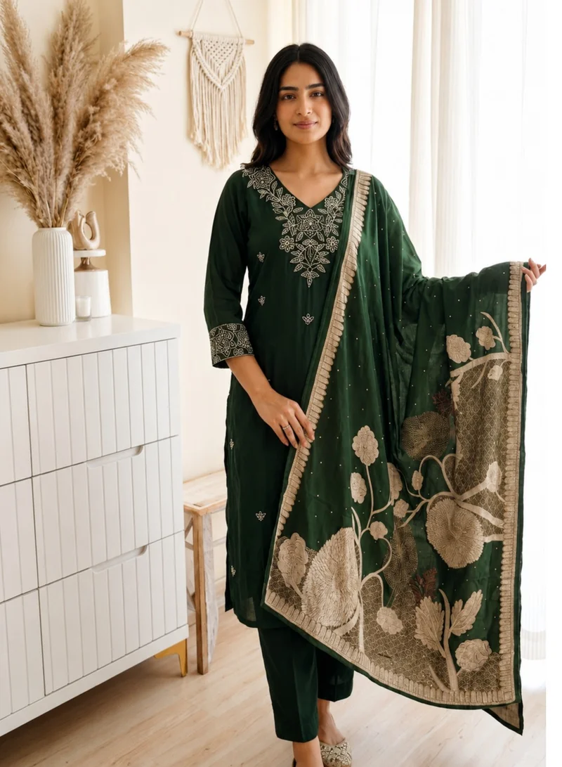 PRIYA’S PANACHE Women Green Embroidered Muslin Kurta Set with Dupatta and Straight Pants 3 Piece Ethnic Indian Pakistani Suit for Ladies