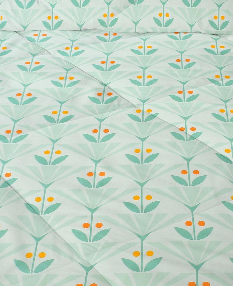 VAS COLLECTIONS 220 GSM Microfiber Reversible AC Comforter |Quit | Blanket | Duvets for King Size Double Bed 180Tc (230X250 cm, Light Green and Orange) - Image 3