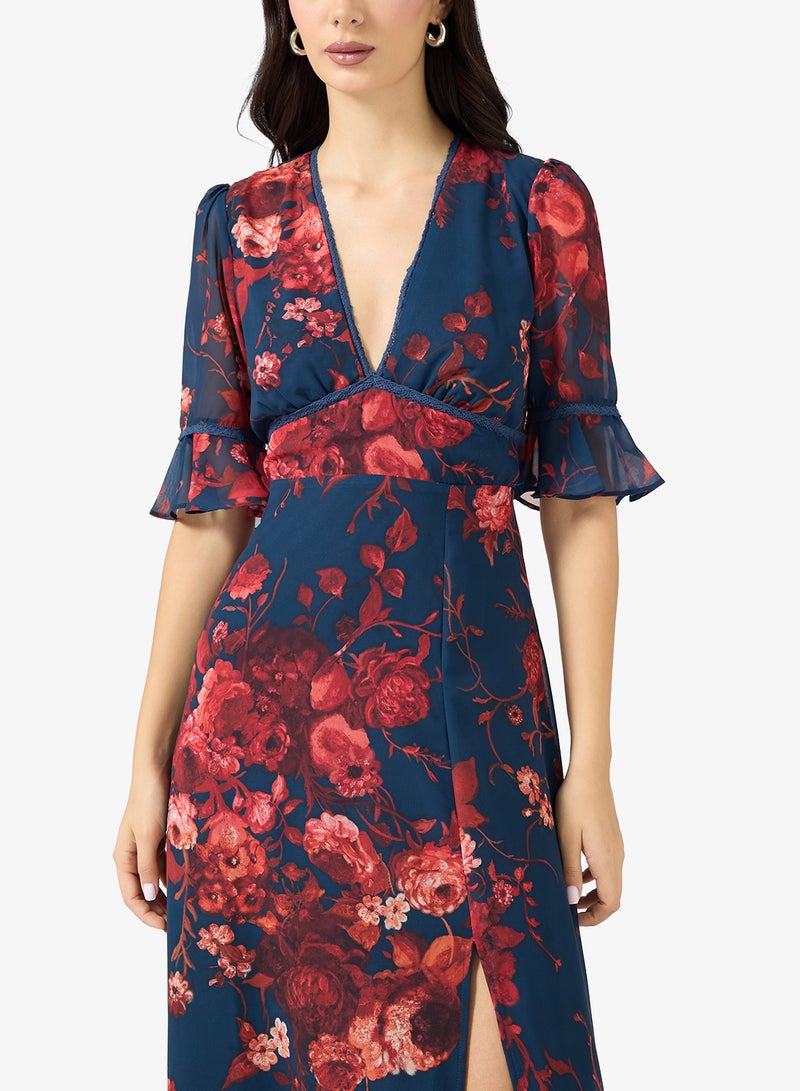 هوب اند ايفي فستان ماكسي بفتحة خلفية وأكمام مكشكشة وشق فخذ - Image 3