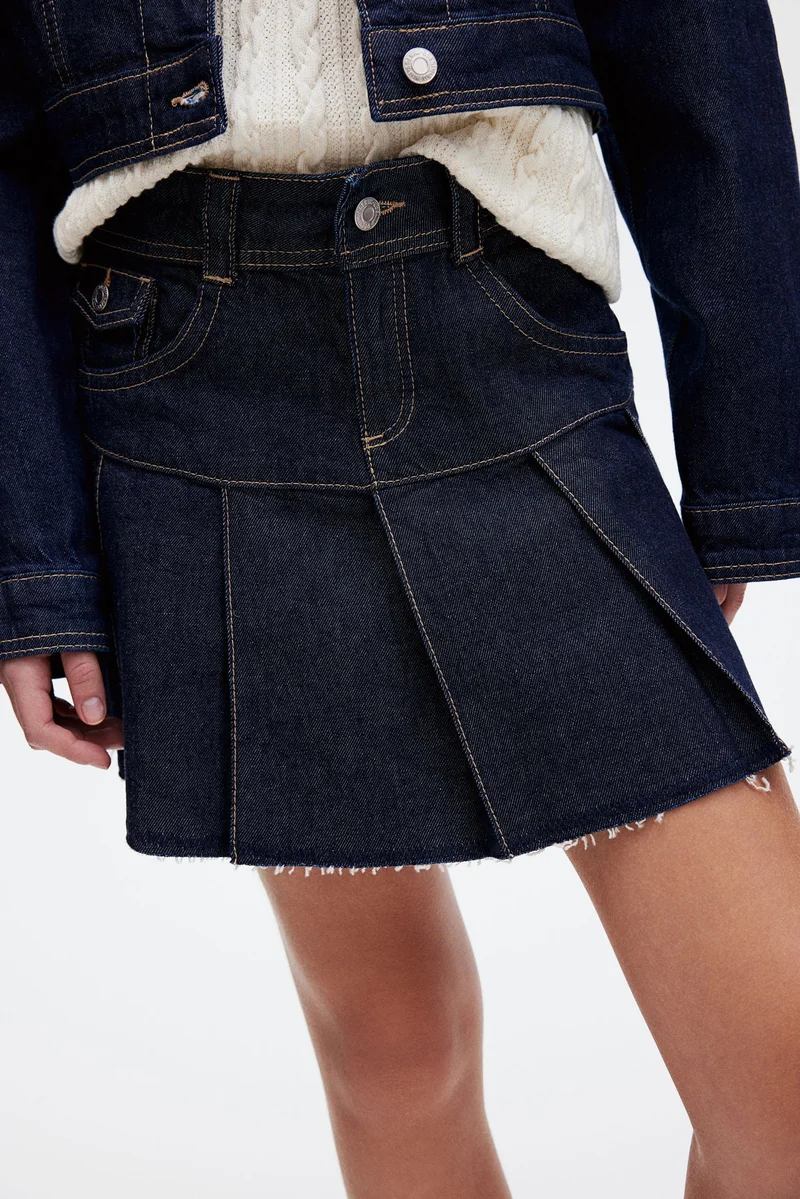 H&M Pleated denim skirt