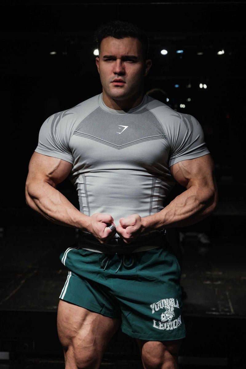 جيمشارك تي شيرت رياضي ضيق للرجال من GYMSHARK، سريع الجفاف، قصة ضيقة، مثالي للرياضة واللياقة البدنية - Image 4