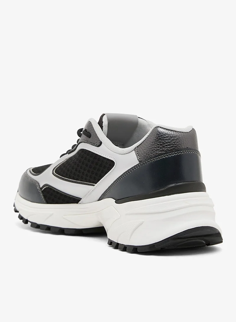 كالفن كلاين جينز أحذية رياضية برباط للمشي