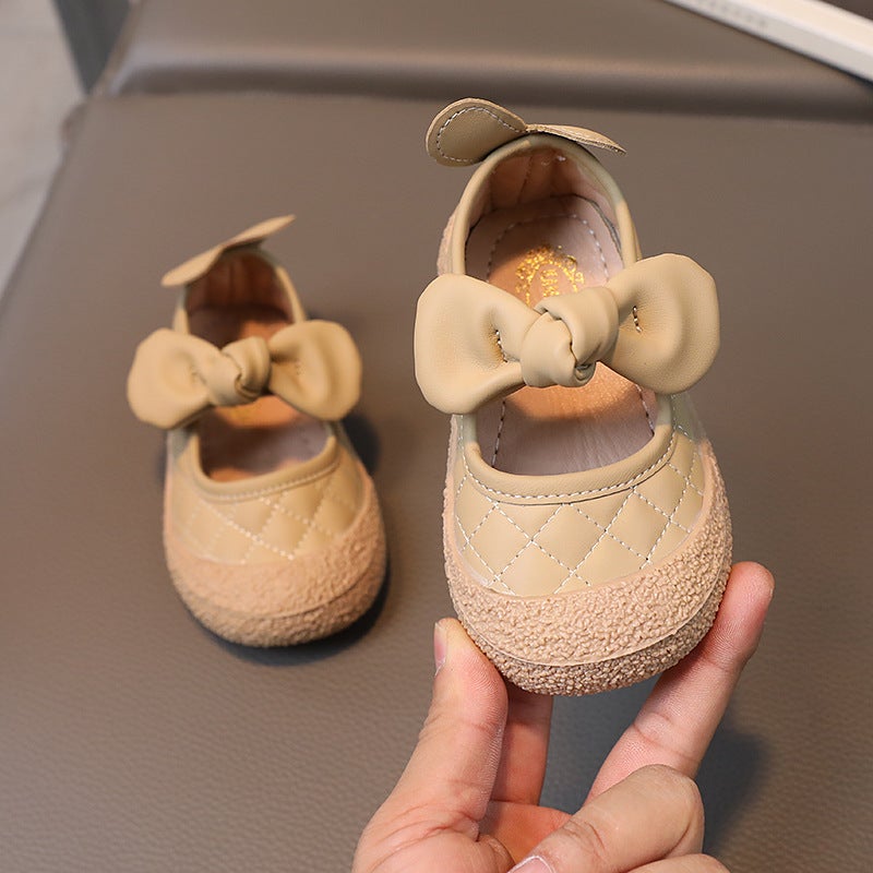 A Generation Of Hair 2023 Autumn Female Baby Breathable Bow Square Mouth Shoes Girls 0-1 Years Old Soft Bottom Baby Shoes Tide 1 - Image 3