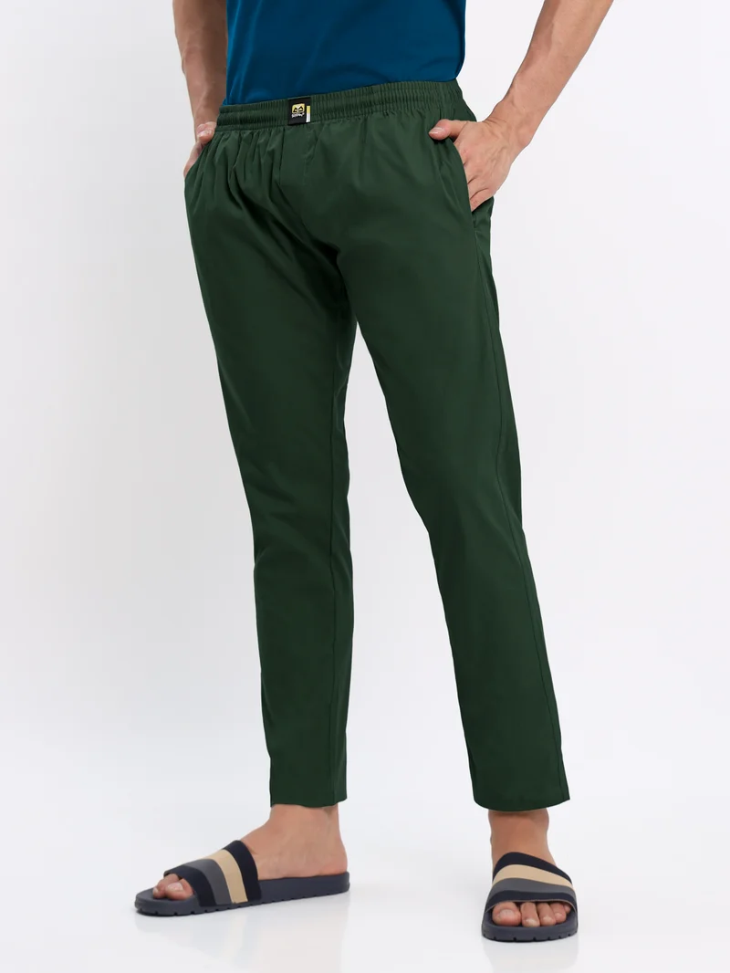 بيونغ بيجامة بلون أخضر زجاجي بقصة عادية