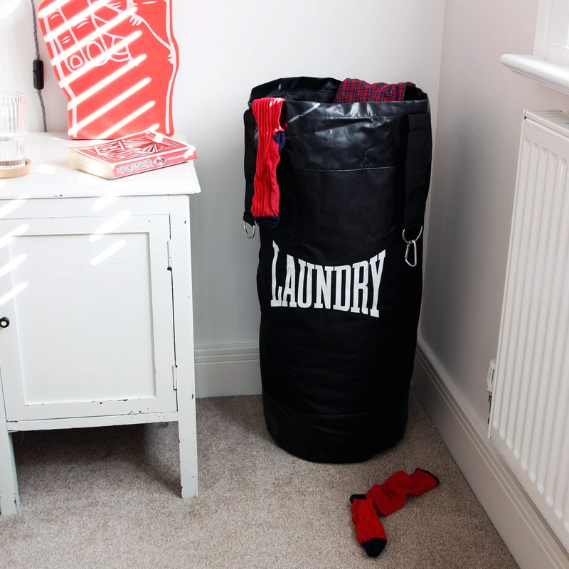 Suck UK Boxing Laundry Bag - Punch Bag Shaped Laundry Basket - Teenage Boys Washing Basket - University Room Student Essentials - Hanging Hamper - Clothes Storage - Funny Boxing Gifts For Men - 70 L - Image 2