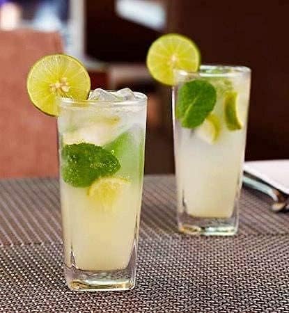 KONSSEE Italian Premium Square Glass Set Glass Set Drinking Glass Water Glasses Juice Glasses Unbreakable Glass Set of 6 pcs300 ml 300 ml 6 - Image 1