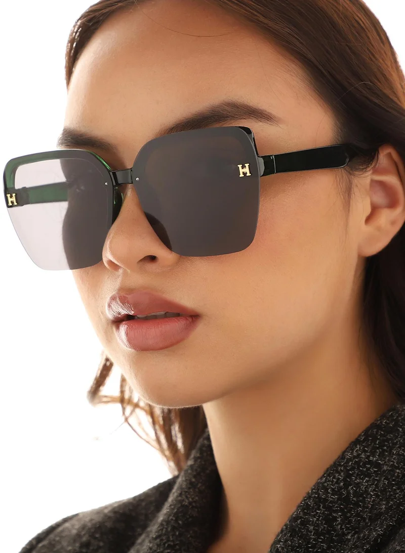صوص هاوت Tinted Lens Black & Green Frame Oversized Sunglass