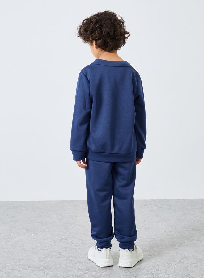 ستايلي طقم منسق من بنطال جوغر وسويت شيرت بطبعة كتابة - Image 5