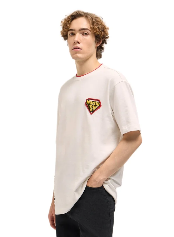 THE BEAR HOUSE Men's White Oversize Graphic Design Crew Neck T-shirt Perfect For Casual Wear, Gym, Travel, Or Layering Stylish And Versatile Essential For Every Wardrobe