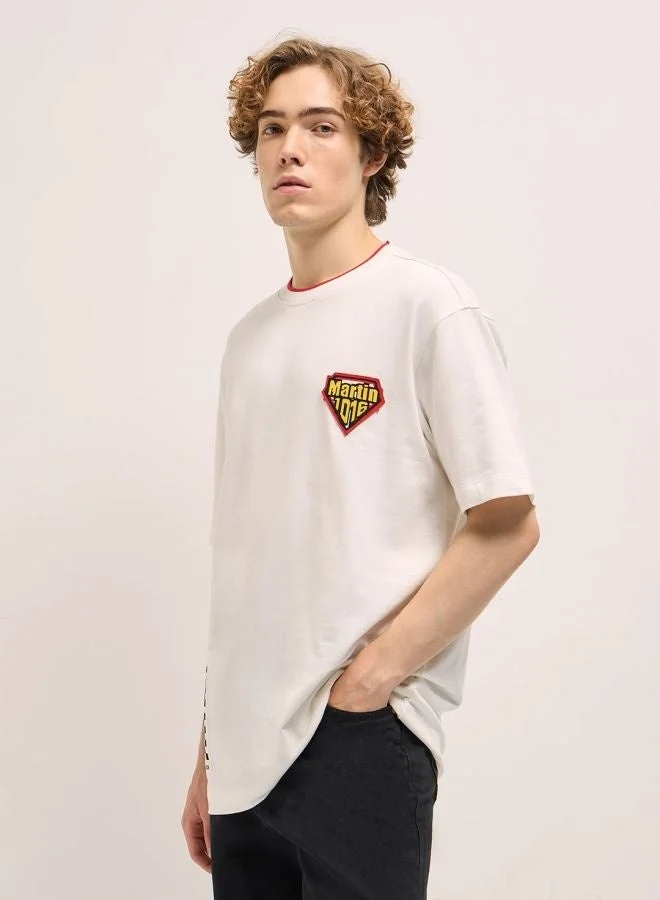 THE BEAR HOUSE  Men's White Oversize Graphic Design Crew Neck T-shirt Perfect For Casual Wear, Gym, Travel, Or Layering Stylish And Versatile Essential For Every Wardrobe for Men | Best Price UAE