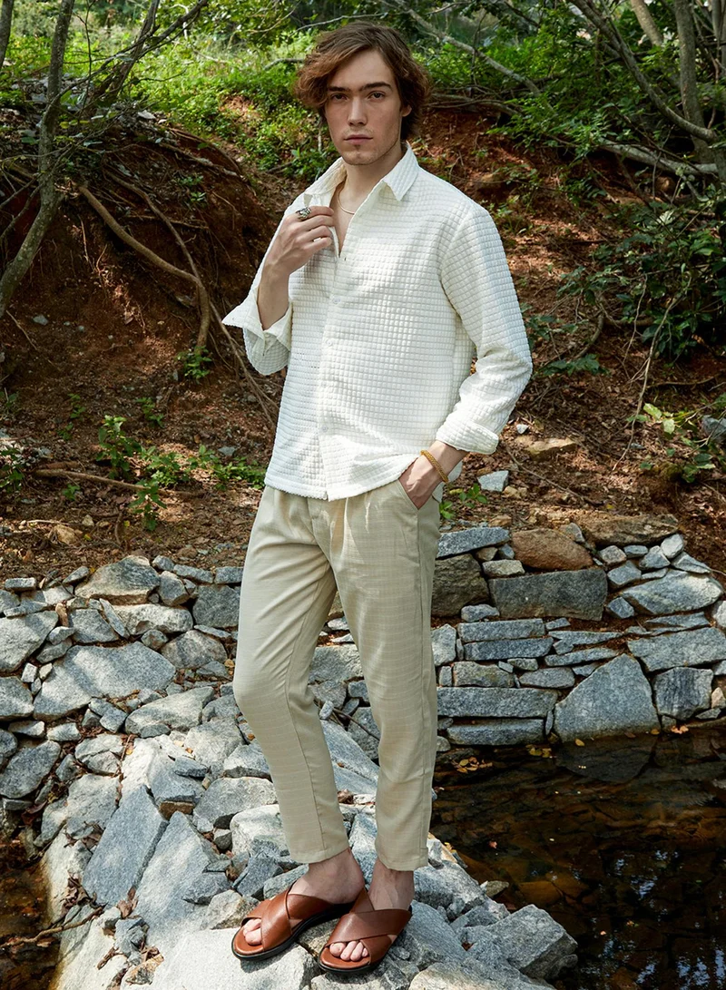 كامبوس سوترا Men's Daisy White Cube-Textured Shirt