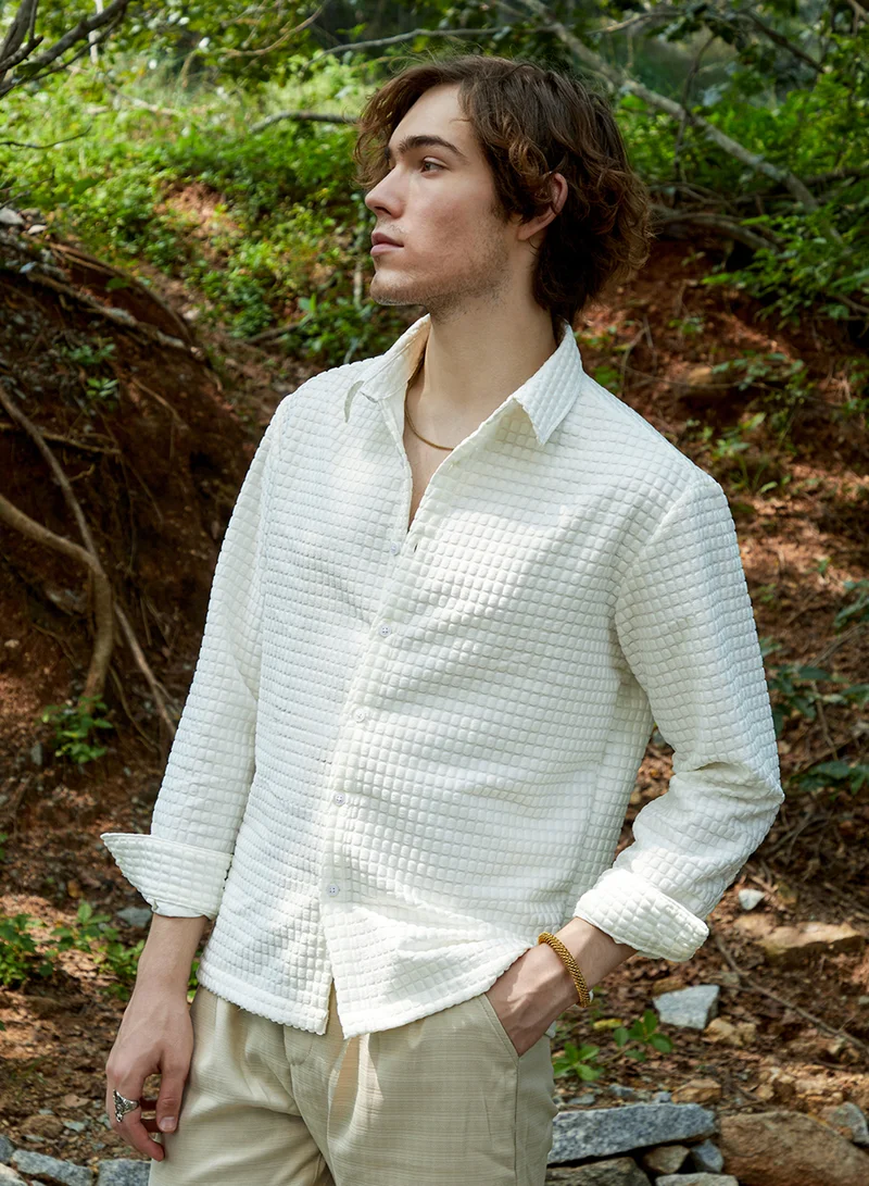 كامبوس سوترا Men's Daisy White Cube-Textured Shirt