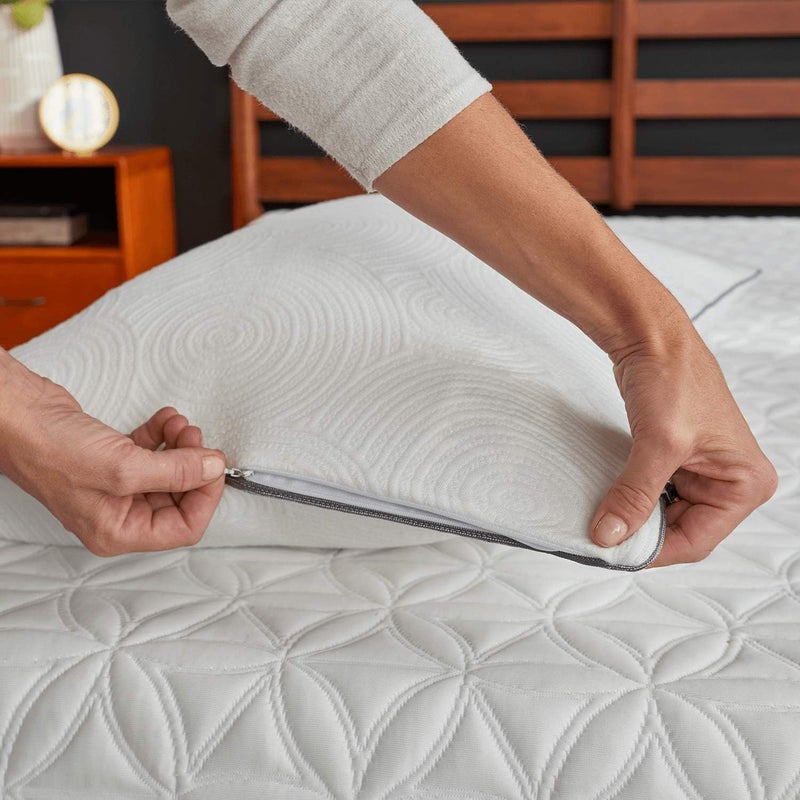 TEMPUR-Pedic TEMPUR-Protect Pillow Protector - Queen Size - Image 2