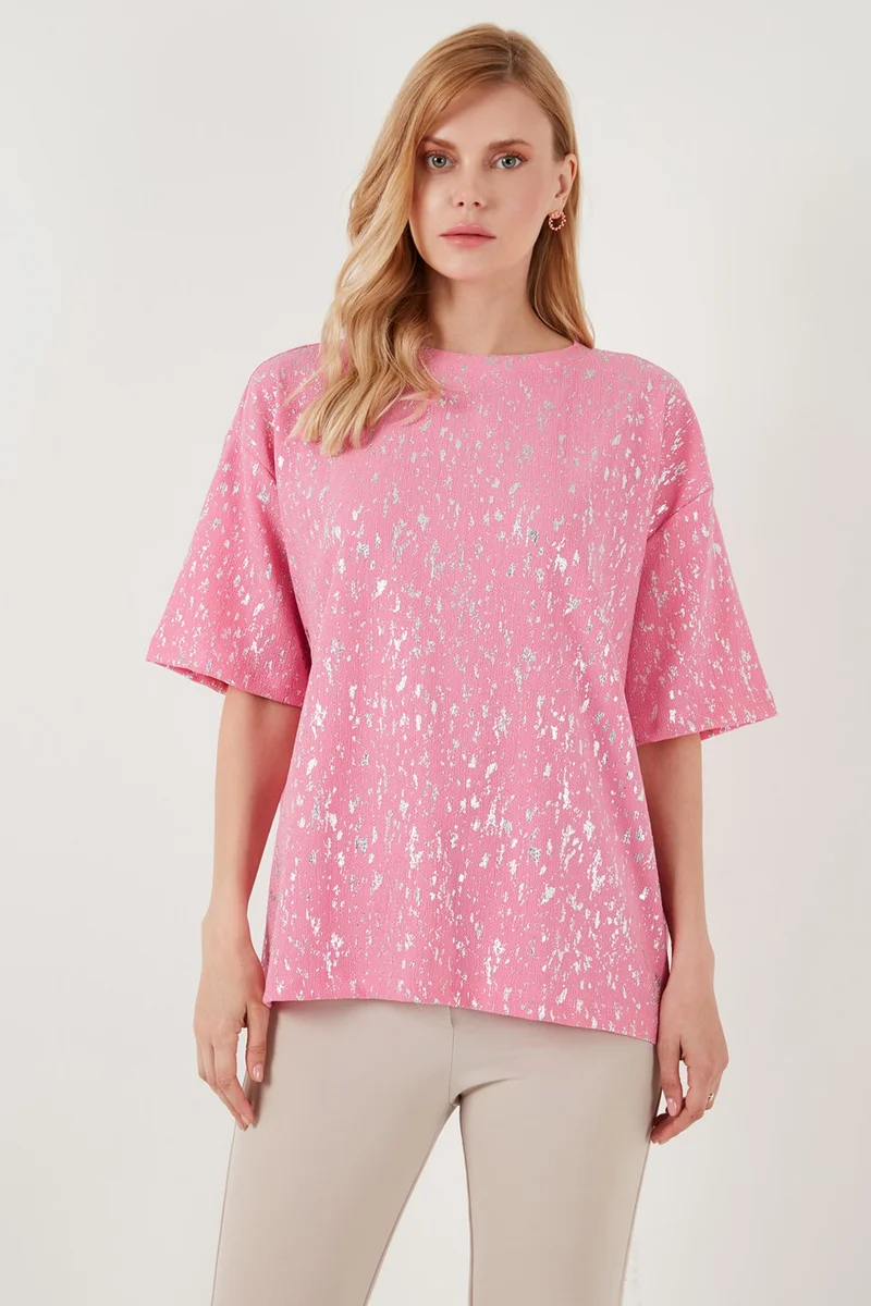 ليلا Shiny Oversize Fit Crew Neck Blouse Women's Blouse 5865816