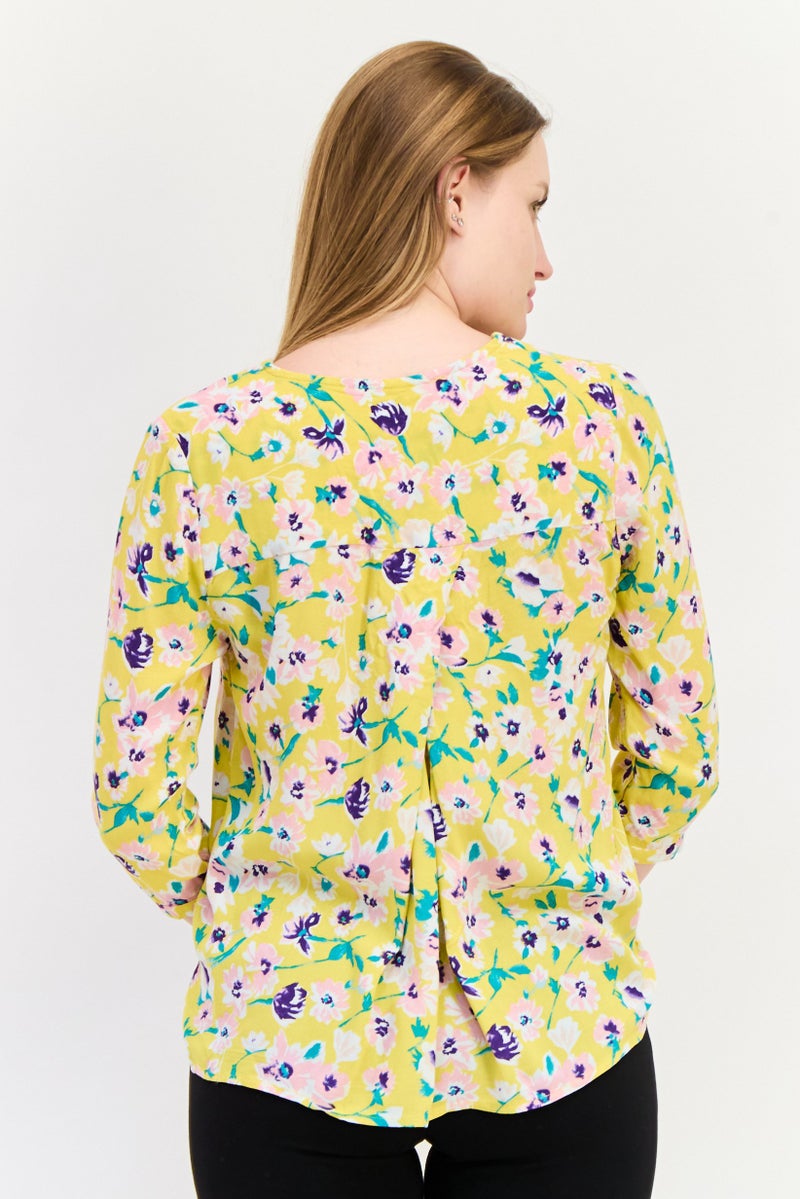 ONLY بلوزة نسائية بأكمام طويلة وفتحة على شكل حرف V بطبعة زهور، متعددة الألوان - Image 4