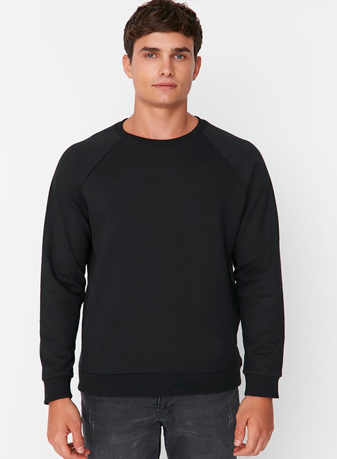trendyol Black Basic Oversize/Wide Cut Crew Neck Raglan Sleeve Sweatshirt TMNAW23SW00190 - Image 4