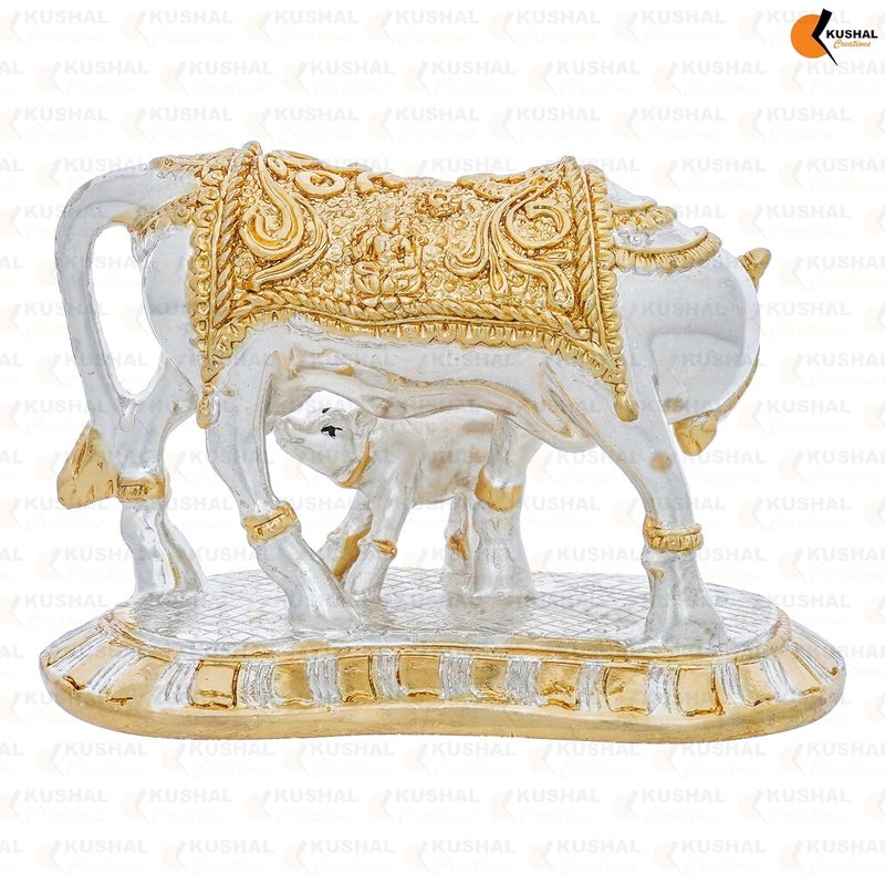 KUSHAL CREATIONS تمثال بقرة وعجل مزخرف من كوشال كريشنز للديكور المنزلي بذهب عيار 24 وفضة مطلية 999 بحجم 35 بوصة - Image 3