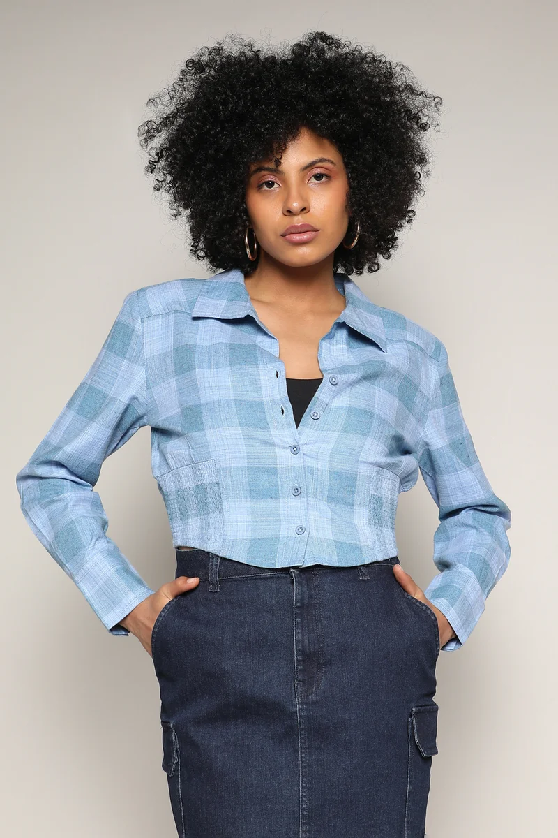 كامبوس سوترا قميص نسائي قصير أزرق كاروهات