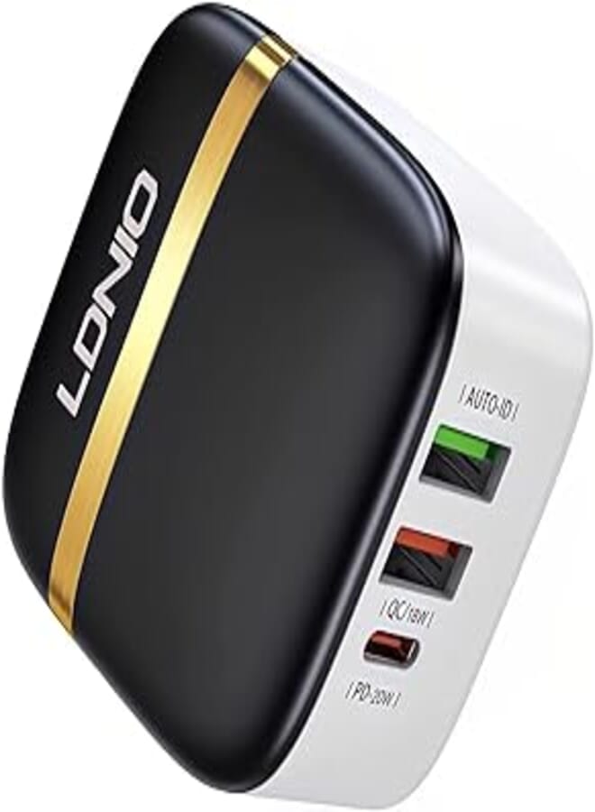 LDNIO A3513Q Portable Fast Charger 32W With 3 Port PD+QC3.0, Smart IC, With Lightning Cable - White